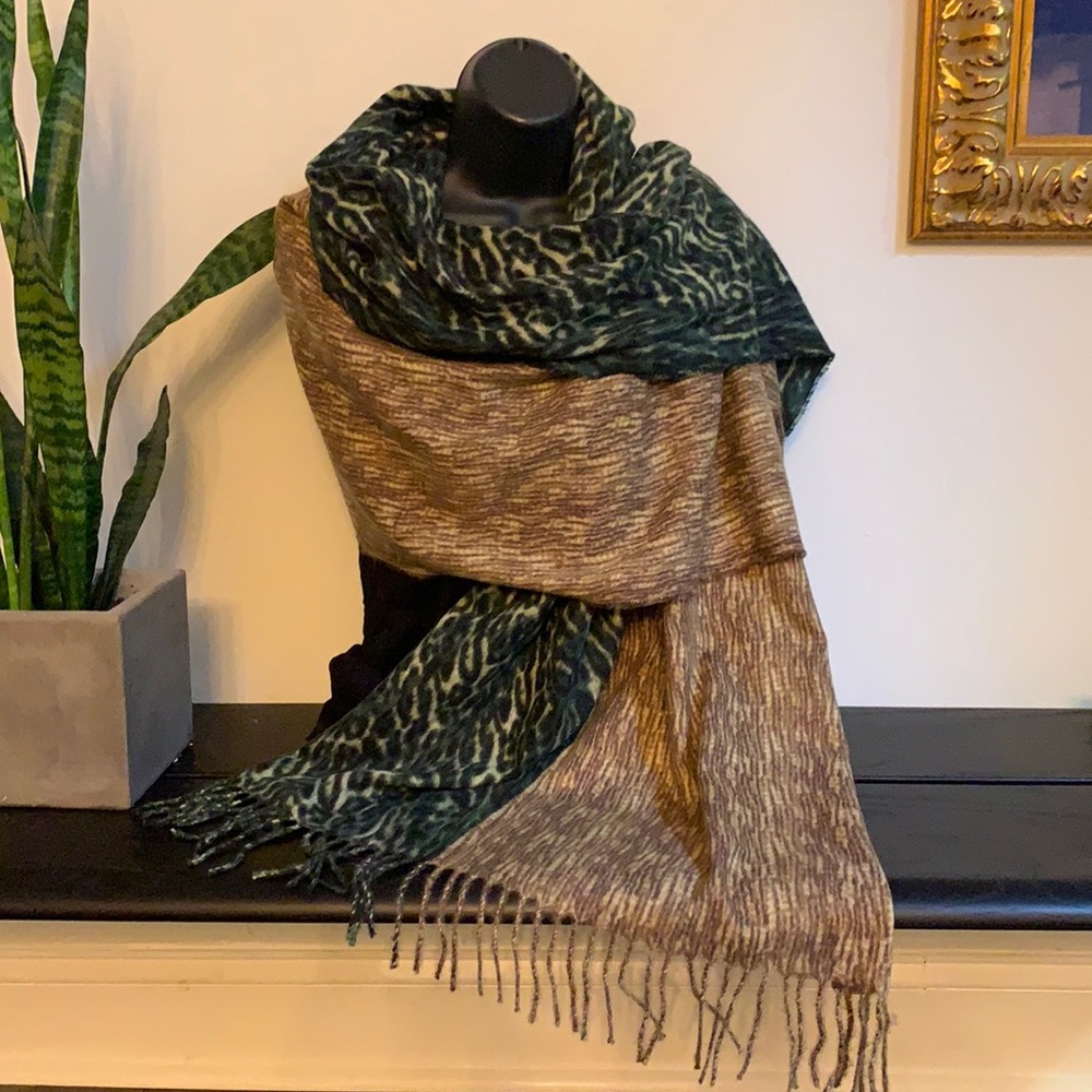 Boutique Fashion Scarf: Multicolored  *NWT*